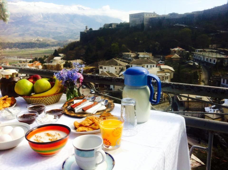 Guesthouse Celo Gjirokastra Zewnętrze zdjęcie