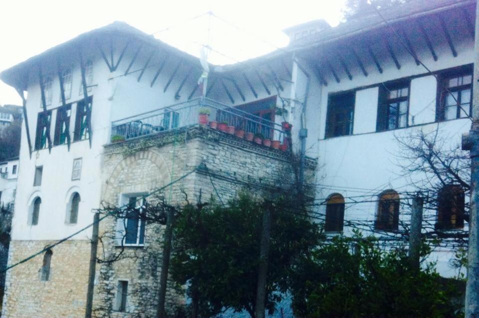 Guesthouse Celo Gjirokastra Zewnętrze zdjęcie